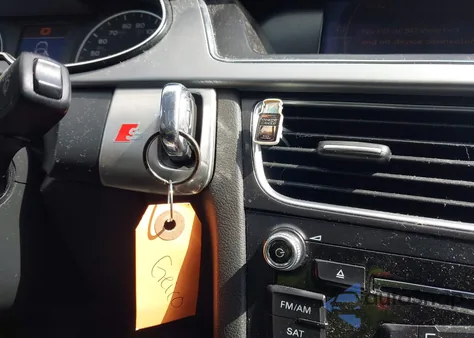 2015 Audi A4 2.0T Premium z USA, uszkodzony, nr VIN WAUBFAFL7FN013853